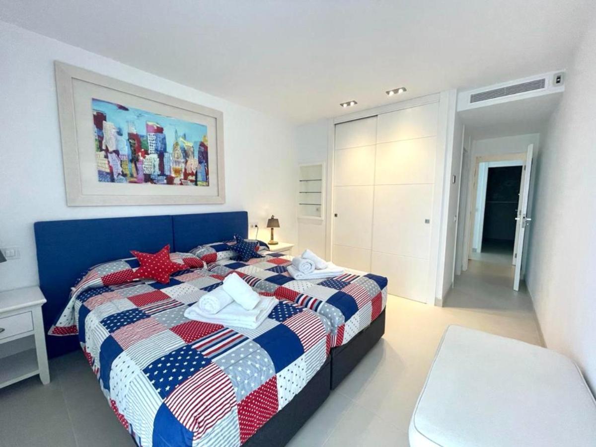 Luxury Con Piscina,primera Línea De Playa *