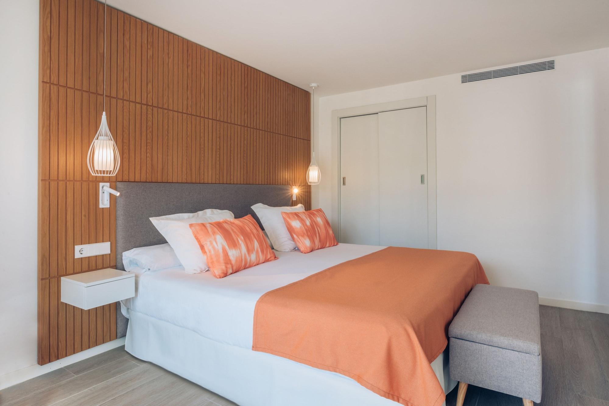 Hotel Iberostar Playa De Muro 4*