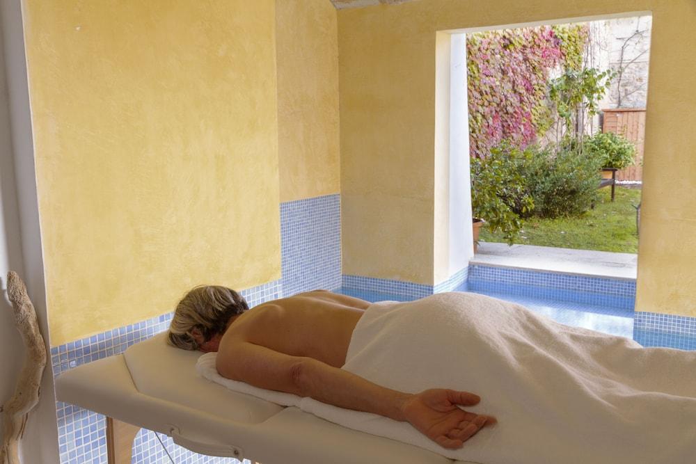 Hotel Moragues