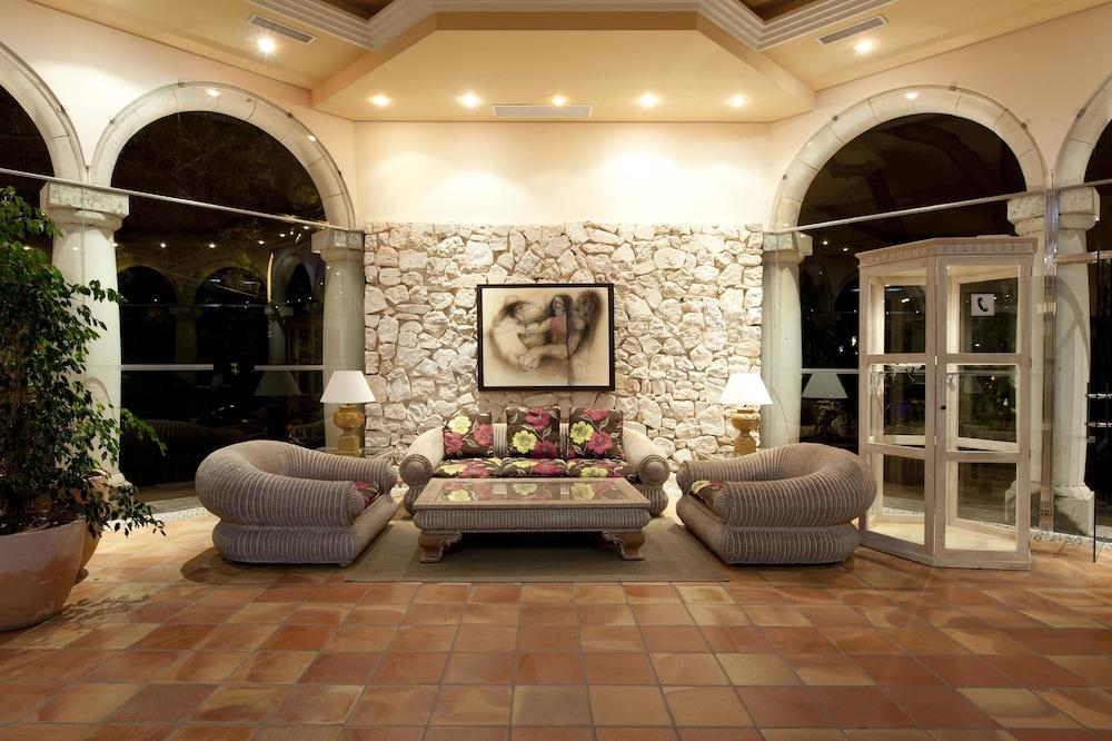Garden Apart-suites &