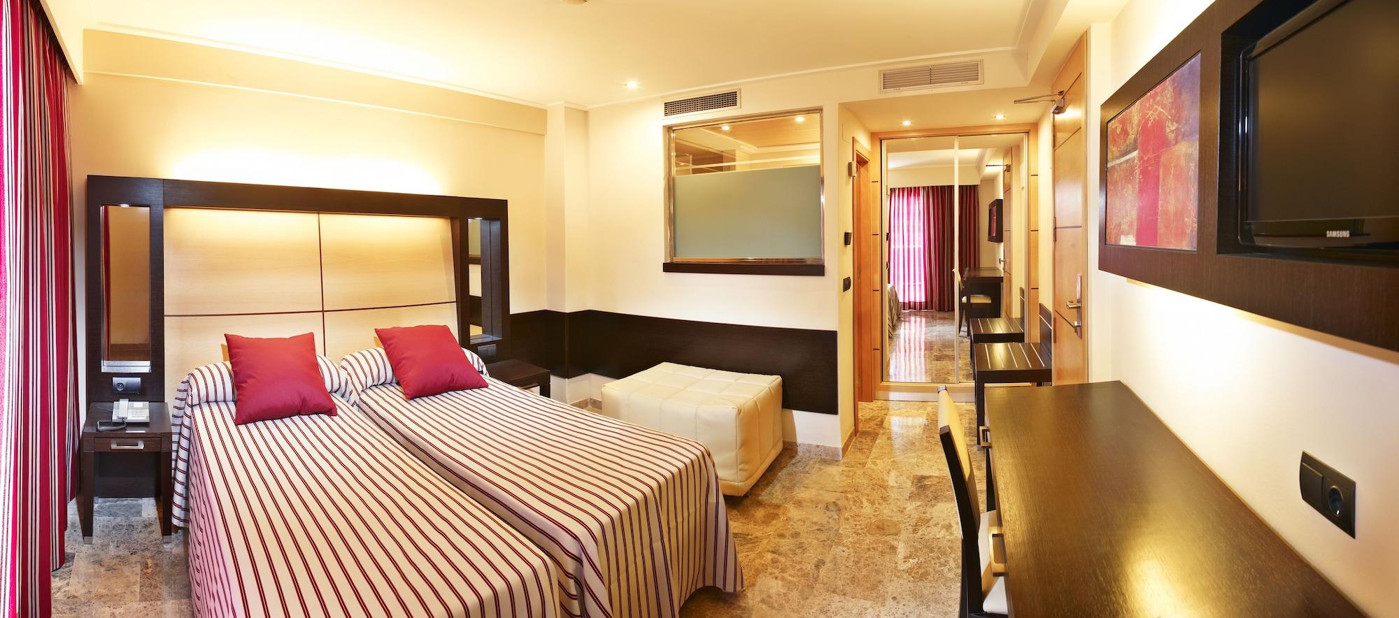 Mll Mediterranean Bay - Adults Only Hotel
