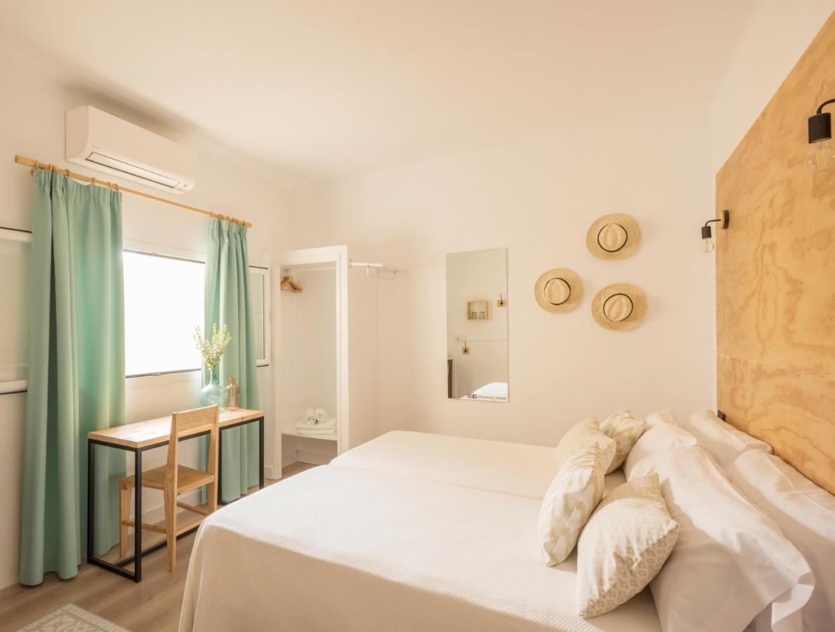 Forenna (adults Only) Hostel *