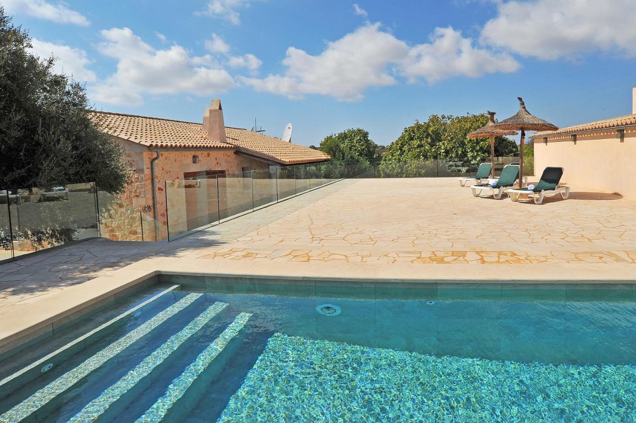 Holiday home Salom Verd Llombarts