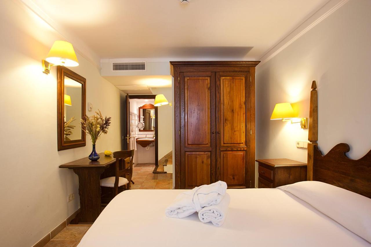 Hotel Cala Sant Vicenc - Adults Only