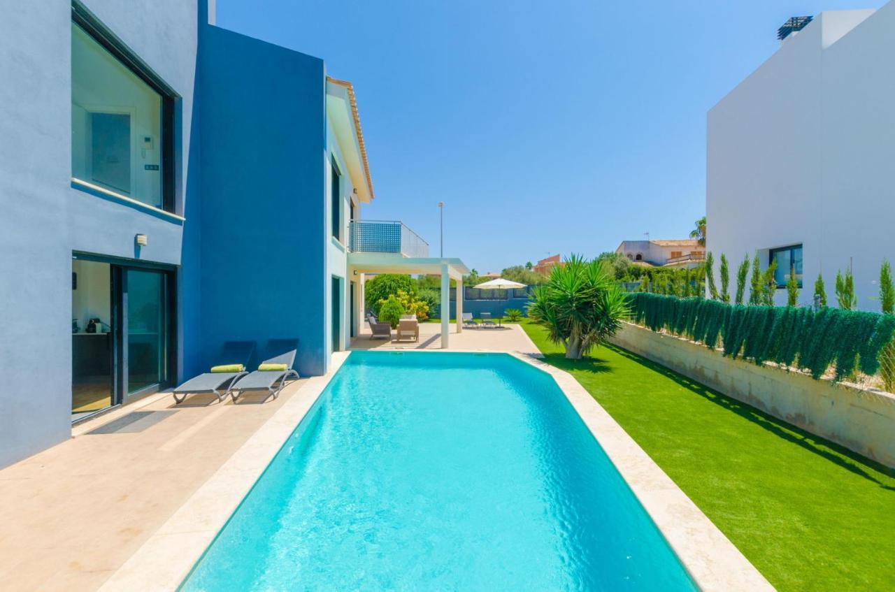 Villa La Primera *