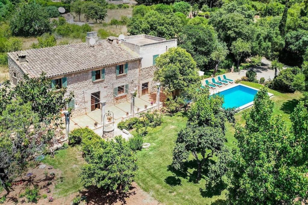 Lovely Mallorquin In By Renthousing Villa
