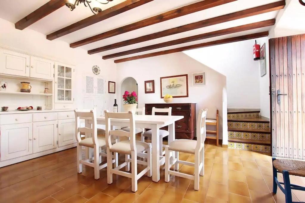 Villa Lovely Mallorquin In By Renthousing Pollensa