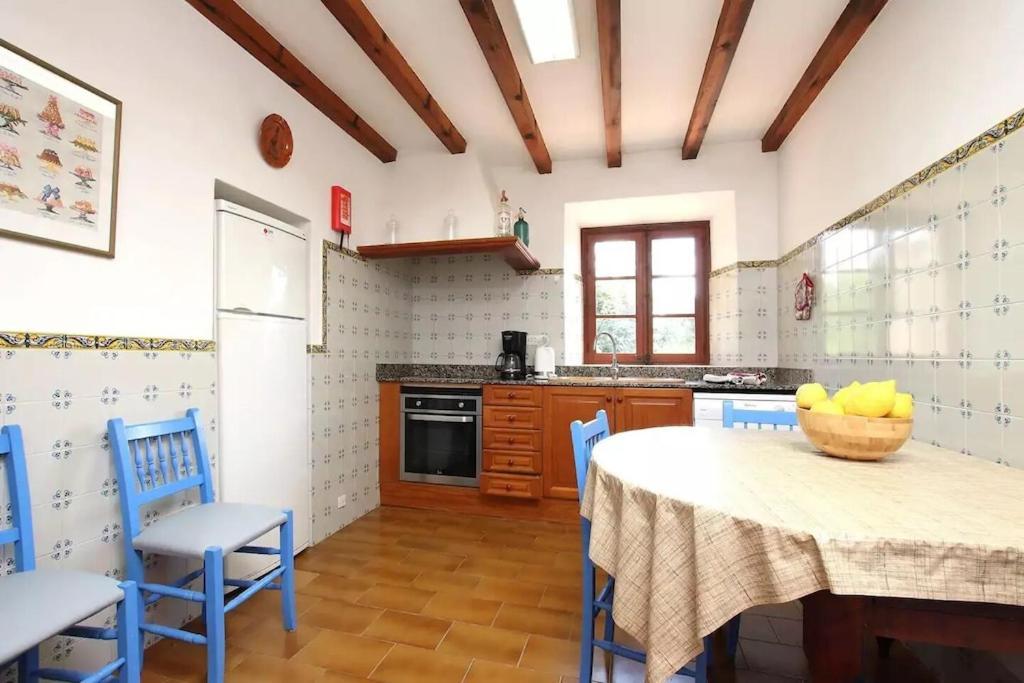 Villa Lovely Mallorquin In By Renthousing *