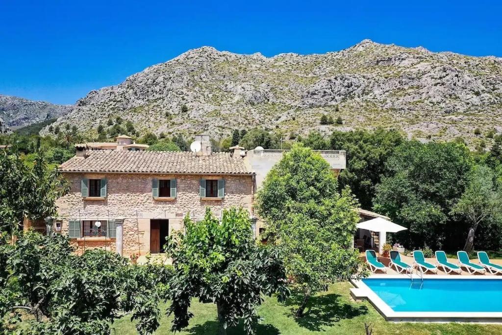 Lovely Mallorquin In By Renthousing Villa *