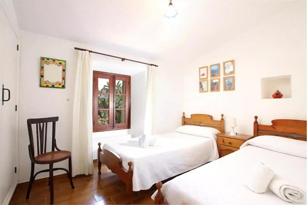 Lovely Mallorquin In By Renthousing