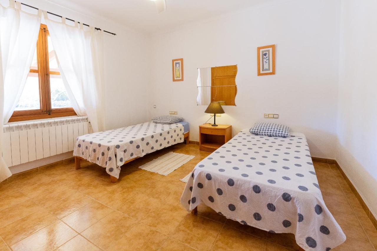 Llinas Villa *