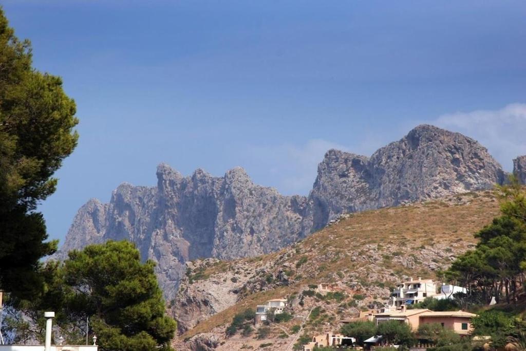 Modern 300m From Crystal Clear Coves By Renthousing Cala de Sant Vicenc