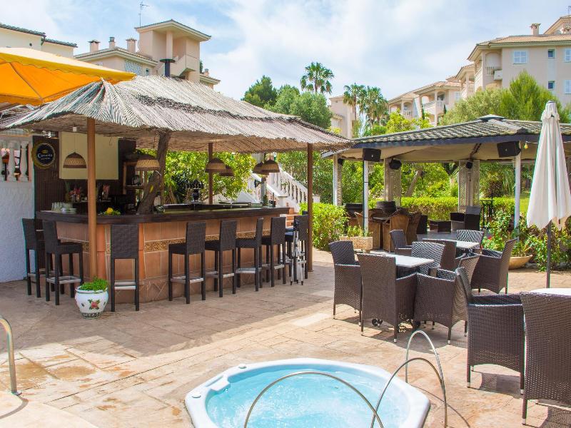 Universal Laguna Garden Apartahotel Canyamel (Mallorca)