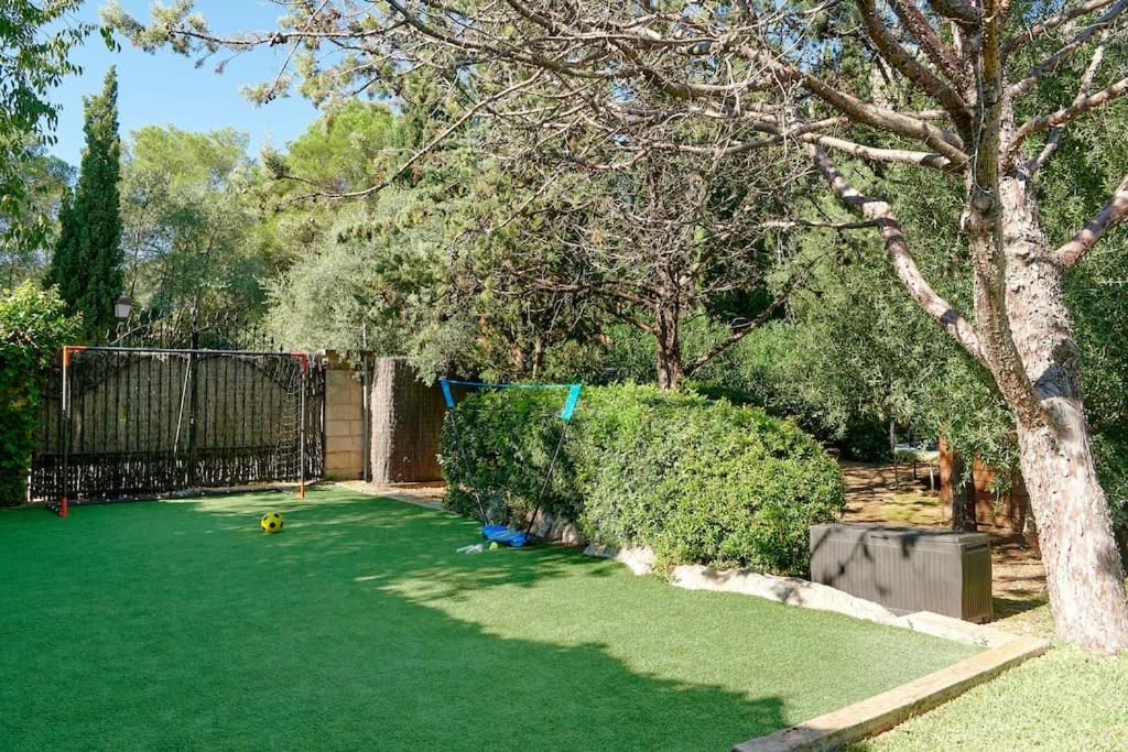 Esquina Luxury 5 Bed 5 Bath Villa *