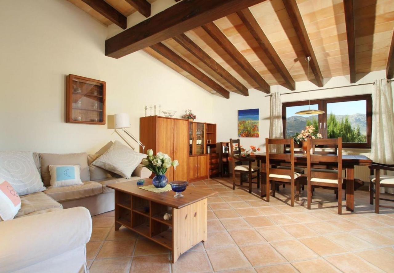 Villa Magnificent Modern With Sauna By Renthousing Pollensa