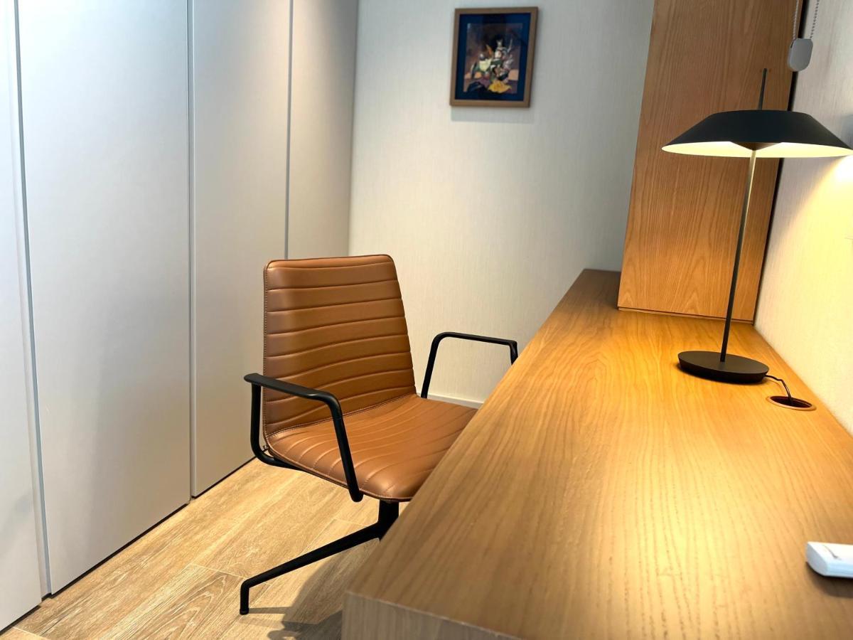 Luxury Con Piscina,primera Línea De Playa Apartamento
