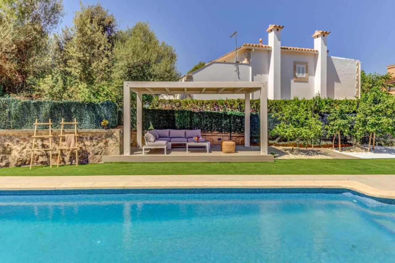 Deluxe Mallorca I Upmarket Location I Maria Bonaire I 4 Bedrooms I Close To The I Alcúdia