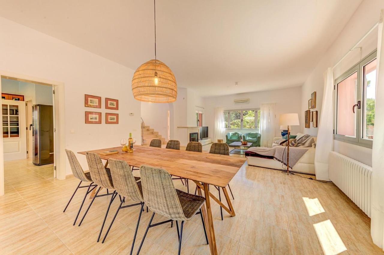 Deluxe Mallorca I Upmarket Location I Maria Bonaire I 4 Bedrooms I Close To The I Alcúdia
