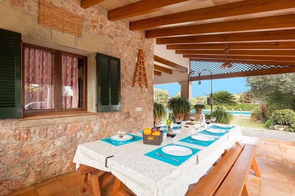 Near By Renthousing Villa
