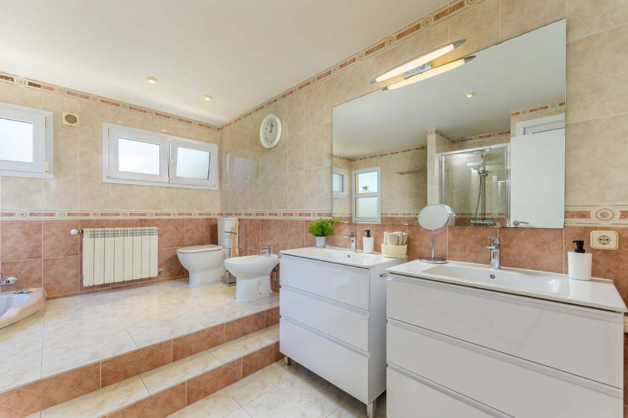 2263 Sunny With Views Over The Bay Of Palma * Badia Gran