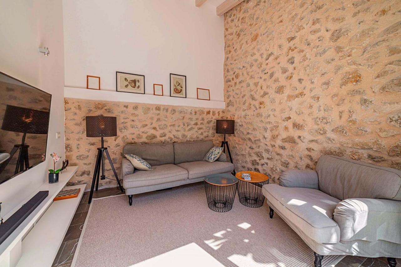 Villa Elegant Town House In 2 Bedrooms Roser Vell Located In Heart Of Old Town *