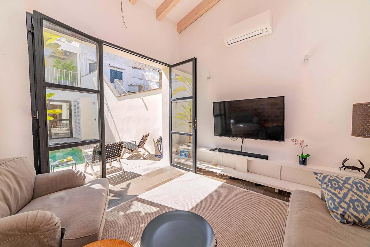 Villa Elegant Town House In 2 Bedrooms Roser Vell Located In Heart Of Old Town Pollensa