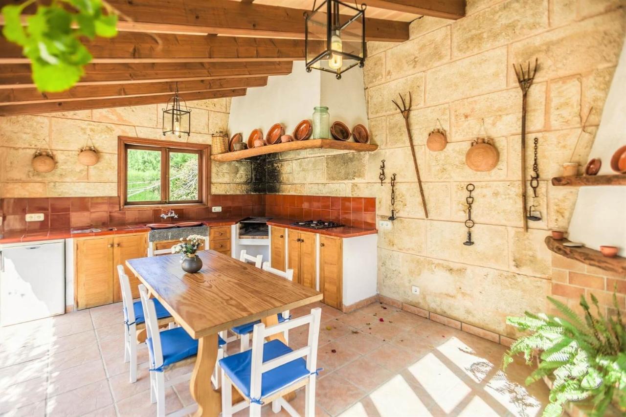 Villa Delightful Mallorca Colonya 3 Bedrooms Amazing Mountain Countryside Views Puerto De Pollensa