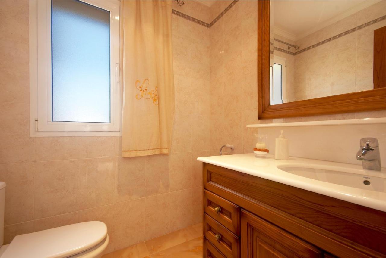 Immaculate Mallorca Villa Las Olas 3 Bedrooms Ideal For Families Couples Alcudia
