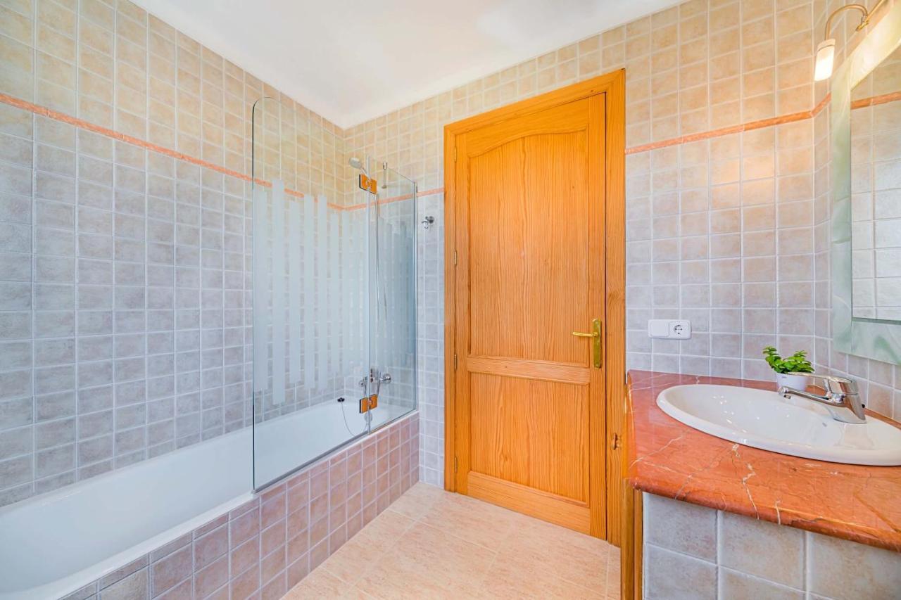 Villa Beautiful Mallorca Lluna Nova 4 Bedrooms Fully Airconditioned Interior Private Pool *