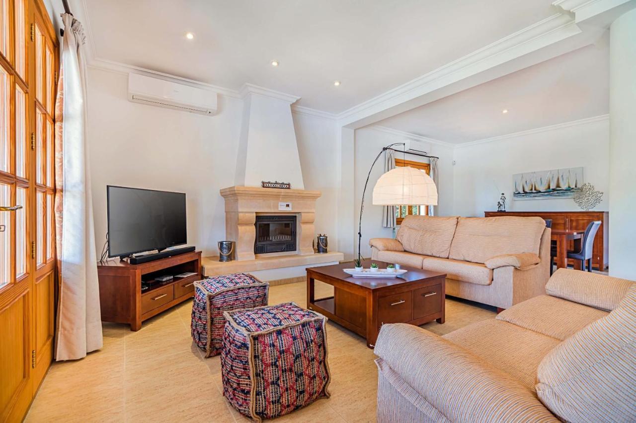 Beautiful Mallorca Lluna Nova 4 Bedrooms Fully Airconditioned Interior Private Pool *