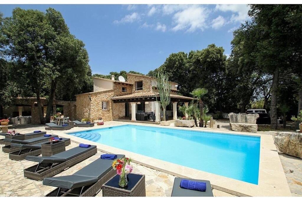 Spectacular Newly Renovated In Pollensa By Renthousing Villa Puerto Pollensa