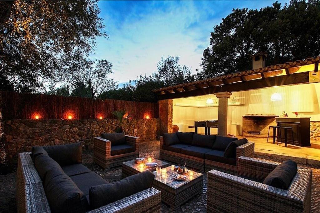 Spectacular Newly Renovated In Pollensa By Renthousing Puerto Pollensa