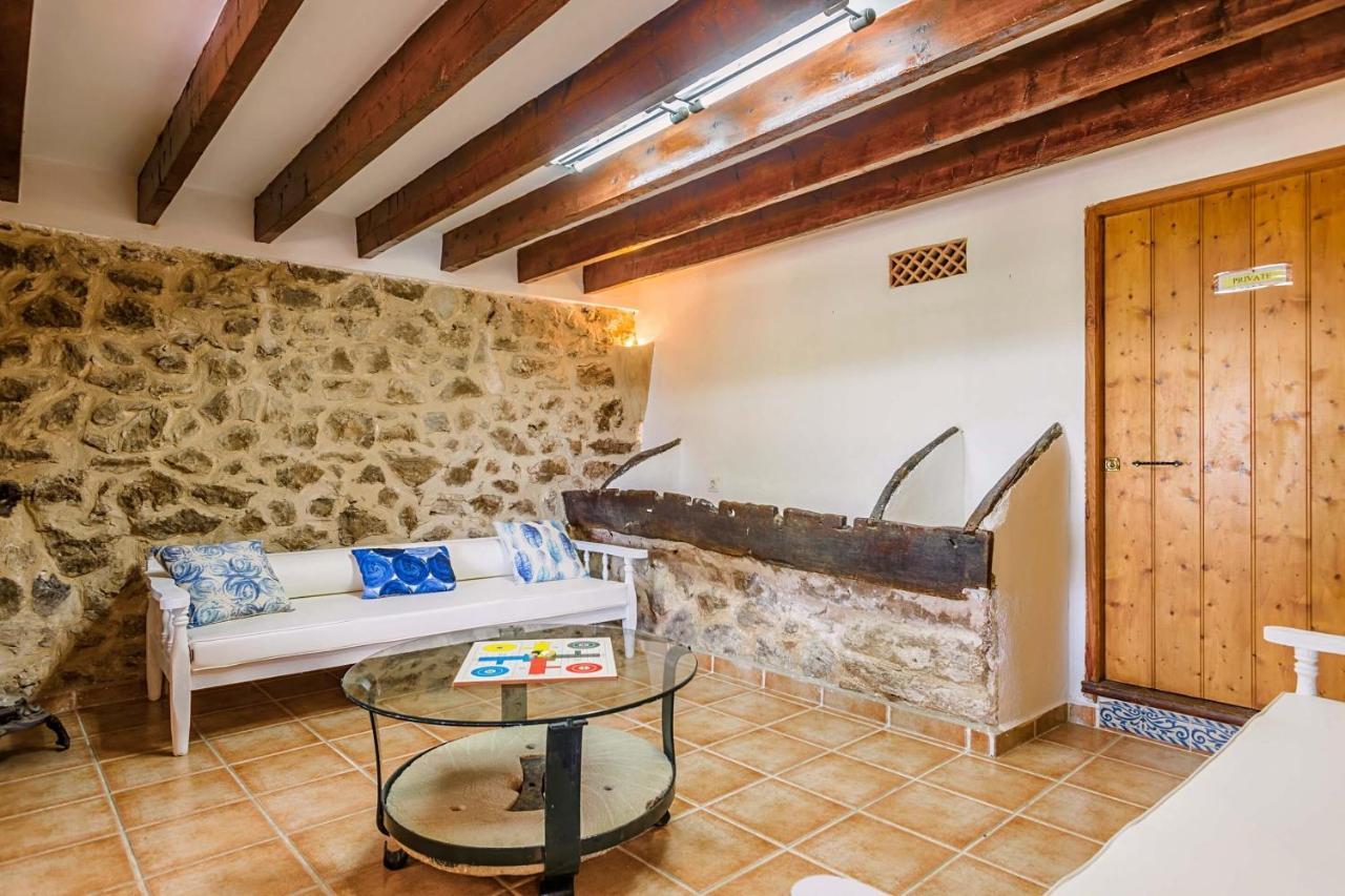 Charming Pollensa Villa Beautiful Views Of The Tramuntana Mountains La Coma I 4 Bedrooms Pollensa