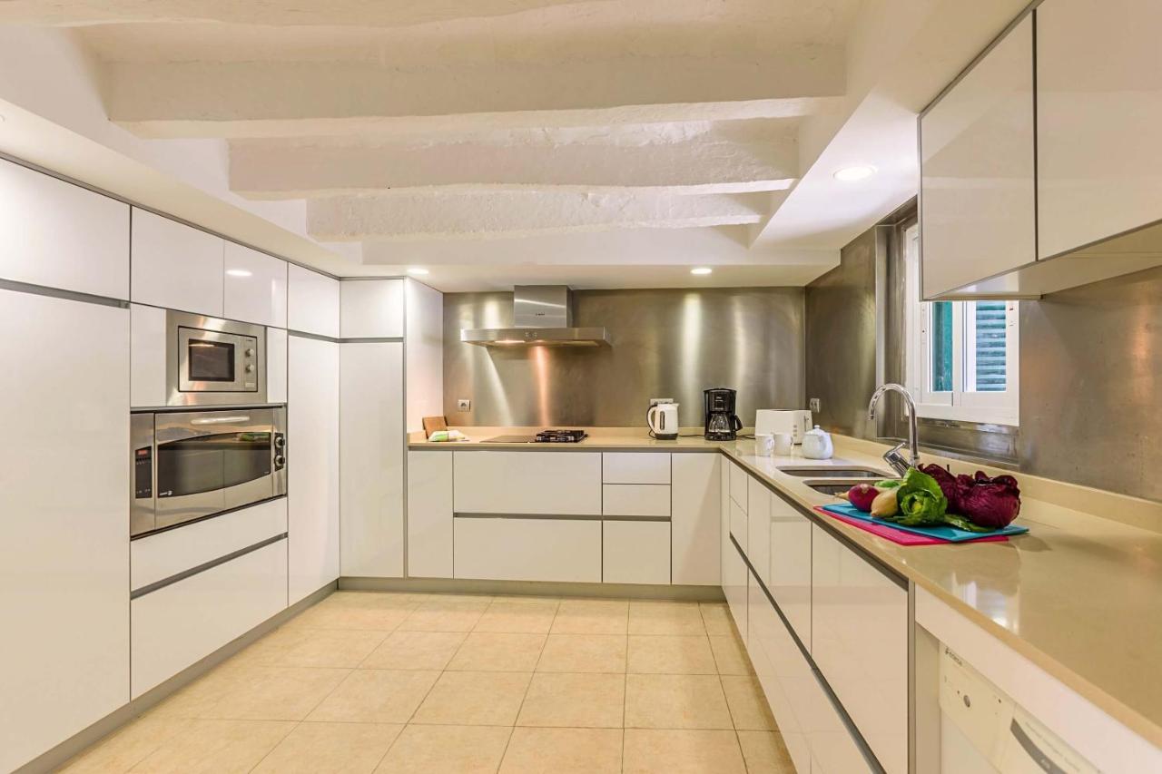 Charming Pollensa Villa Beautiful Views Of The Tramuntana Mountains La Coma I 4 Bedrooms Pollensa Villa