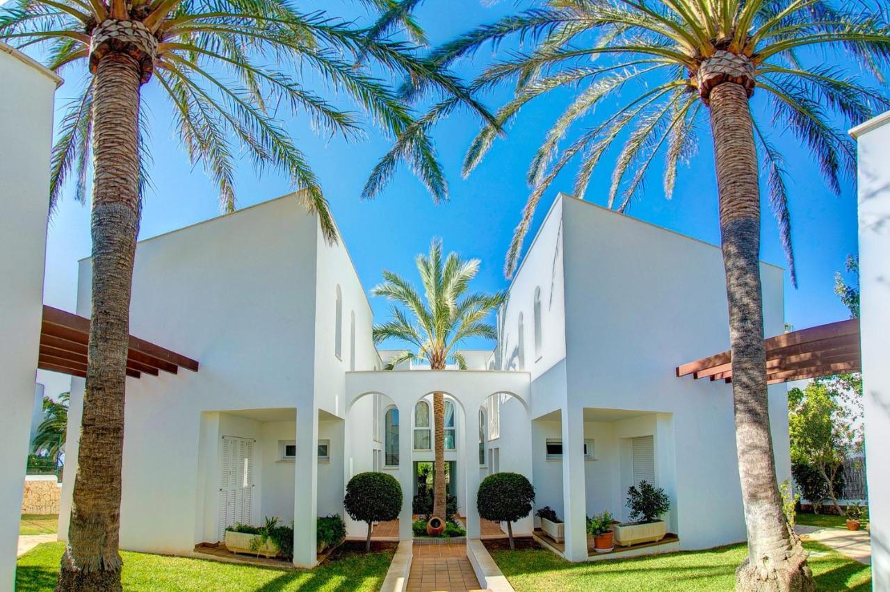 Villa Mar Oberta By *