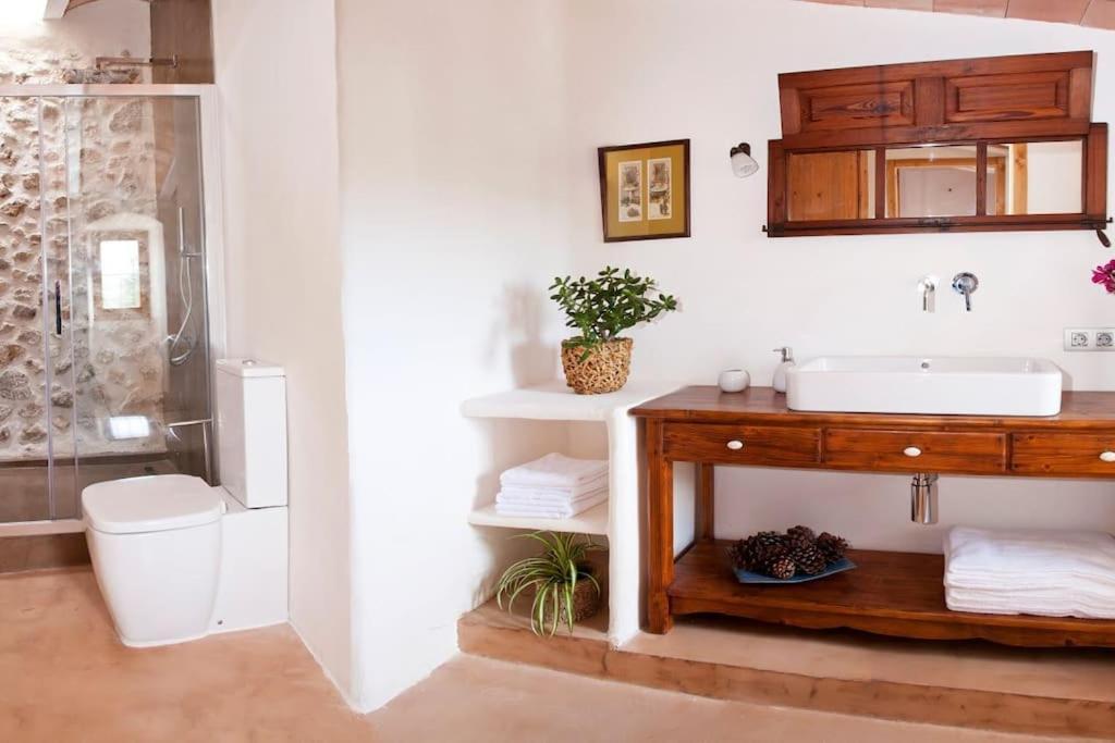 Son Vell. Mallorca. Casa Amb Piscina Ecologica.