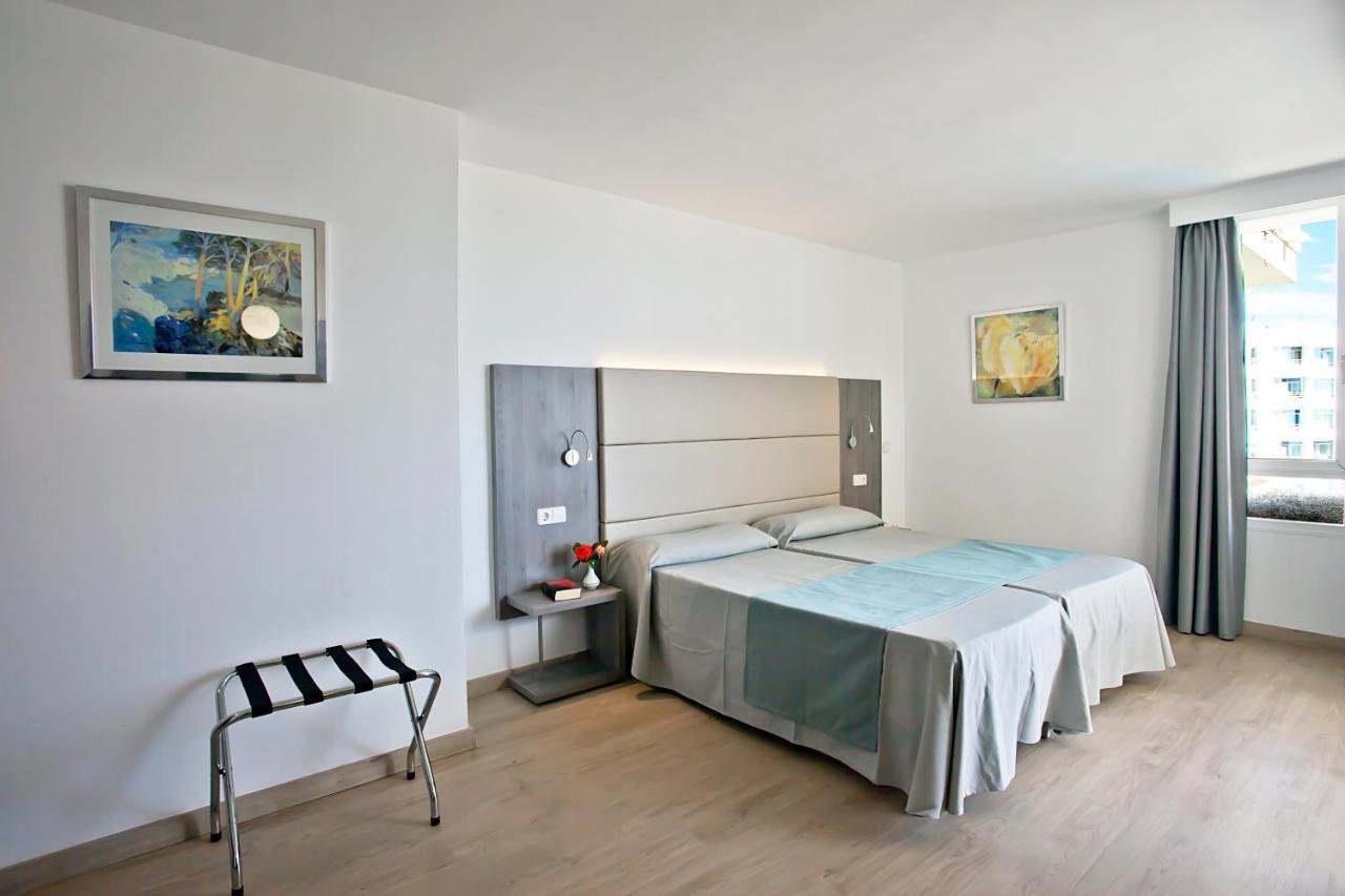 Apartahotel Playa Dorada 3*