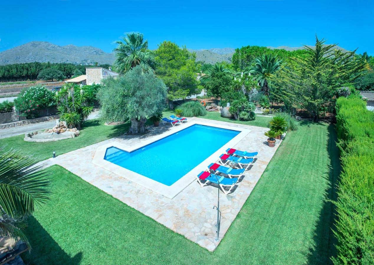 Owl Pou - Luxury Holidays In Royal Gardens Villa