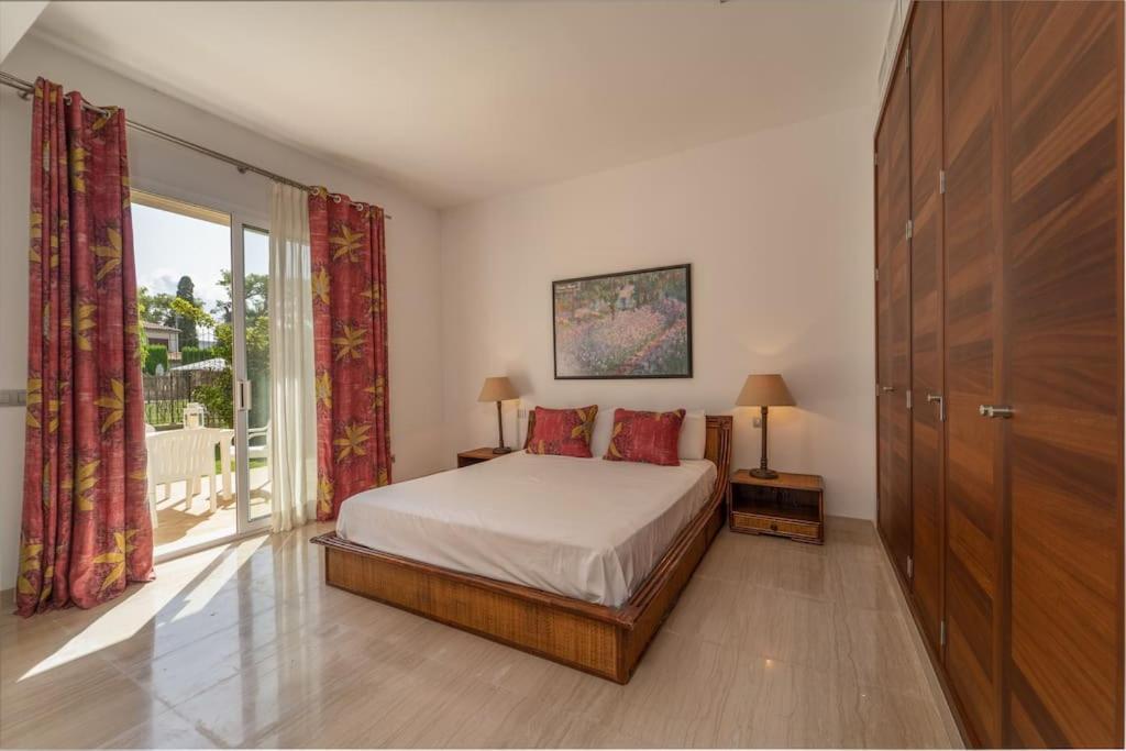 Magnifica En De Playa De Muro Villa