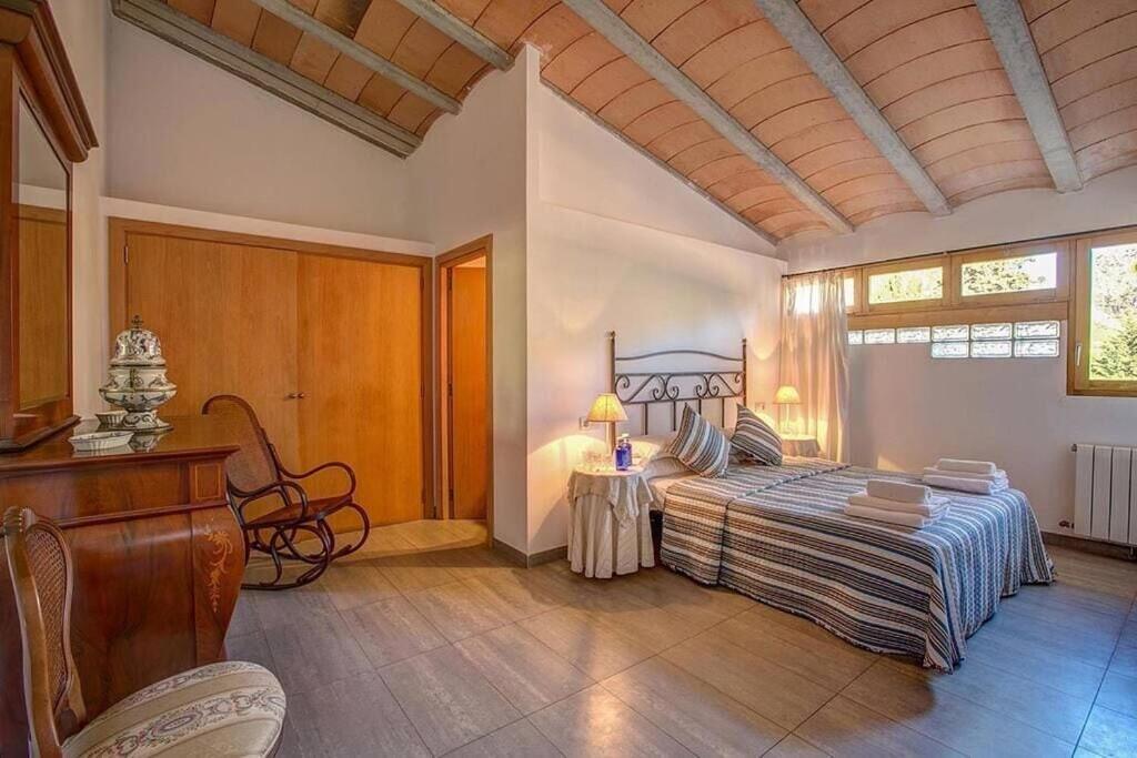 Villa Perfect Location! A Country By Renthousing Pollensa