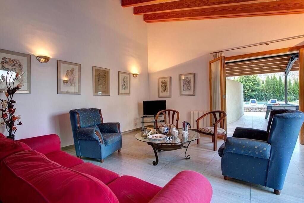 Perfect Location! A Country By Renthousing Pollensa