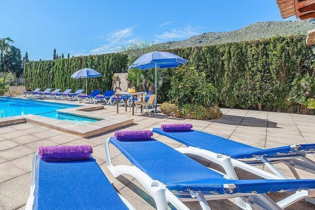Villa 6 Bedroom A Very Short To Port Pollensa By Renthousing Puerto Pollensa