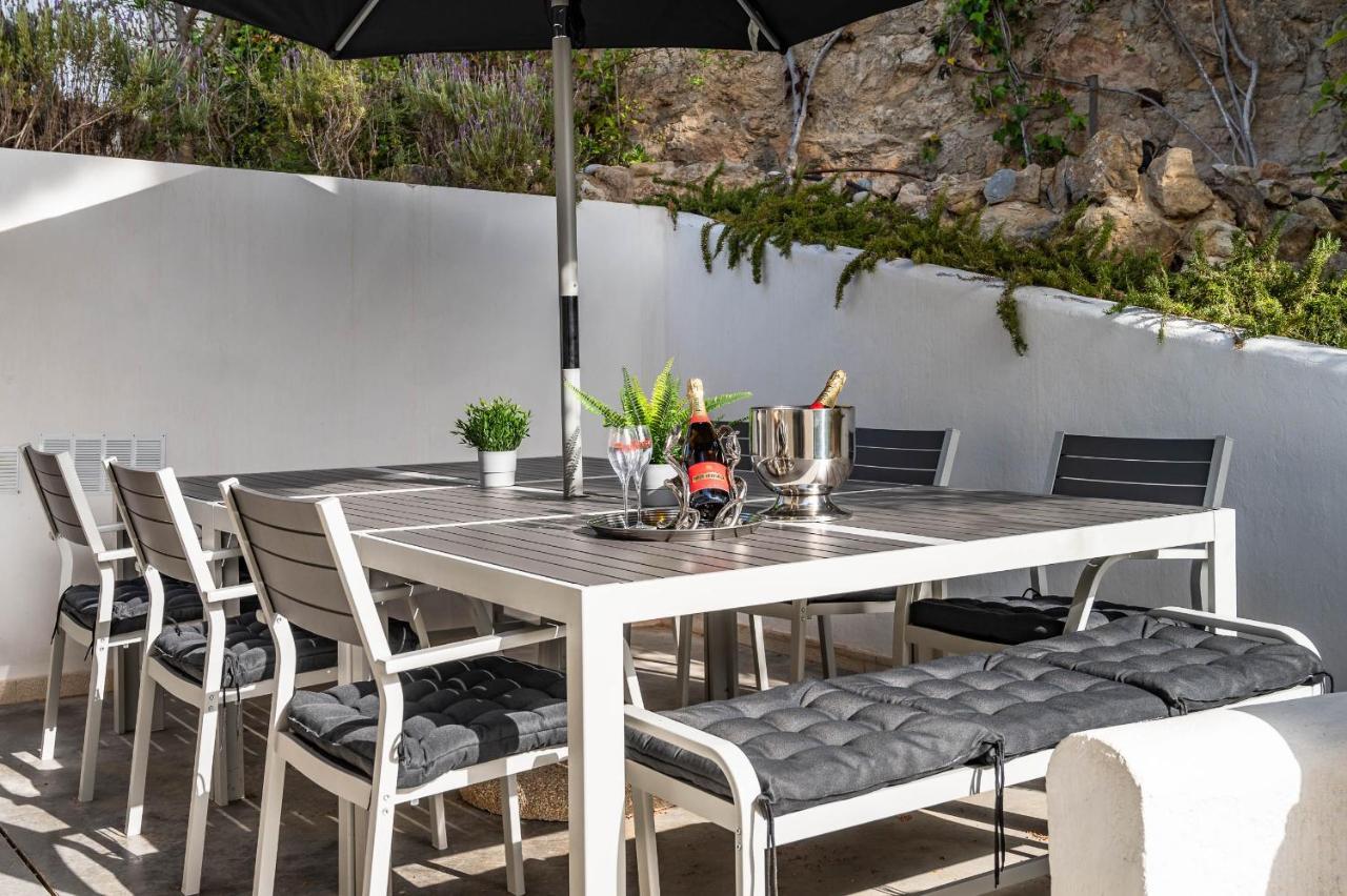 3009 - Luxurious New In Quiet Area In