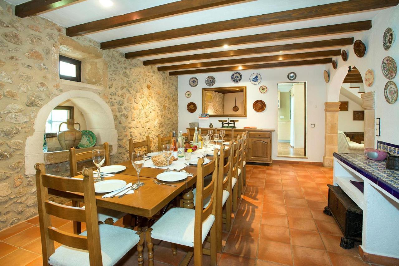 Papa Cala San Vicente Mallorca