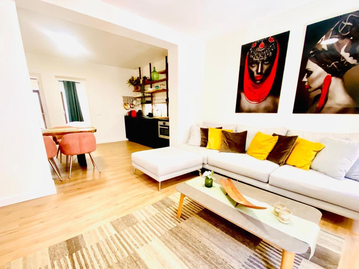 Apartahotel With 2-en Bedrooms *