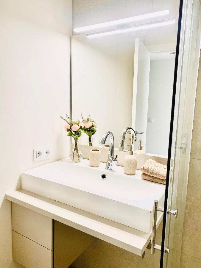 Apartahotel With 2-en Bedrooms Palma de Mallorca
