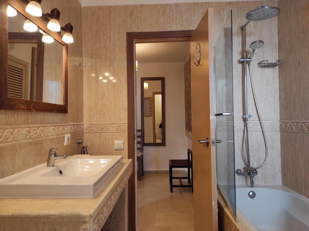 Ferrera Park 607 Apartment