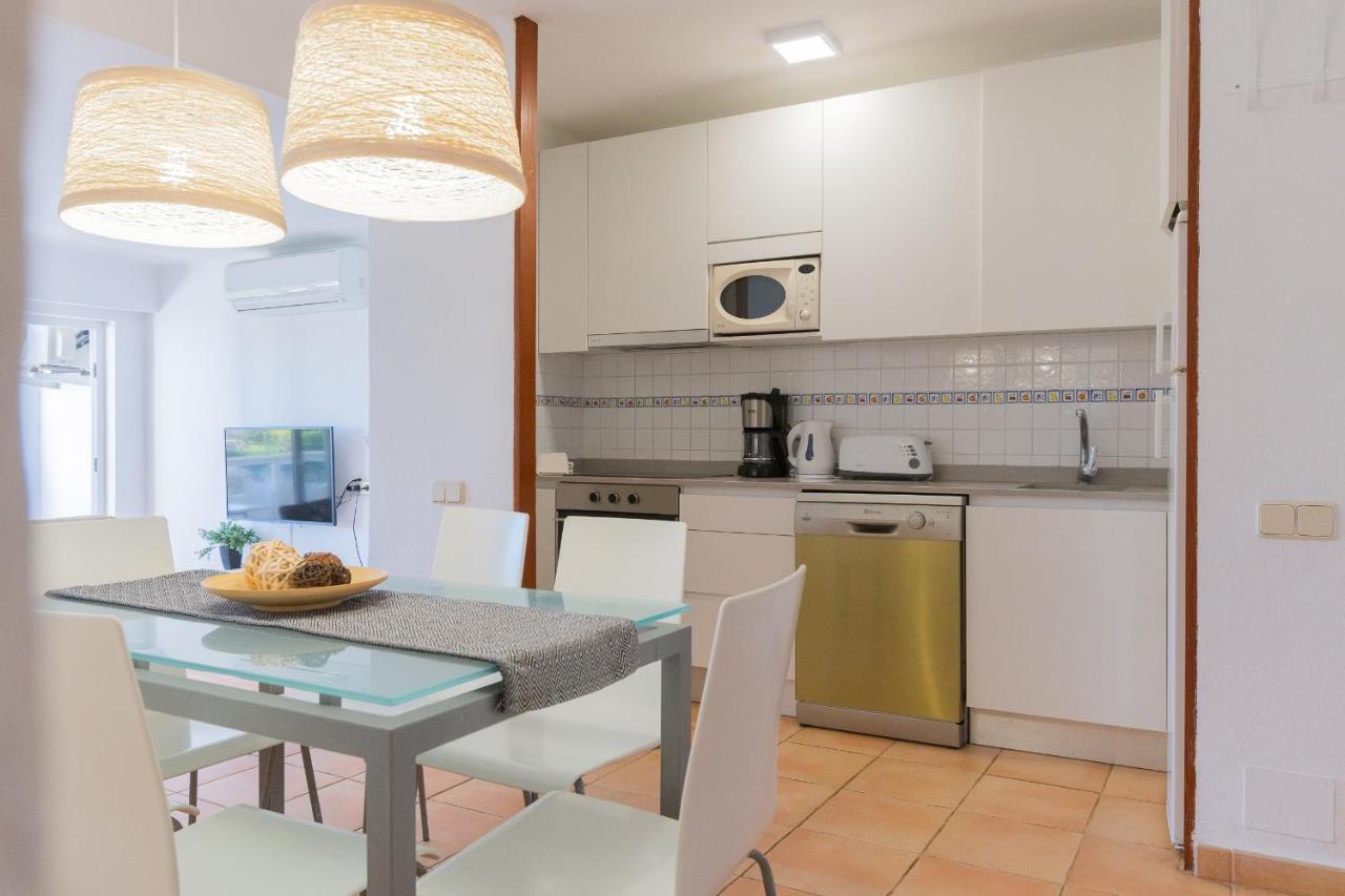 Ferrera Park 305 Apartment