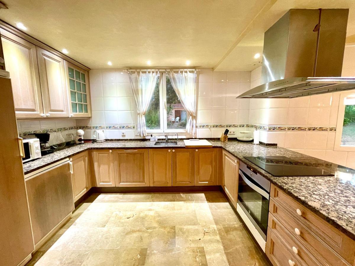 Holiday home Confortable Con Piscina *