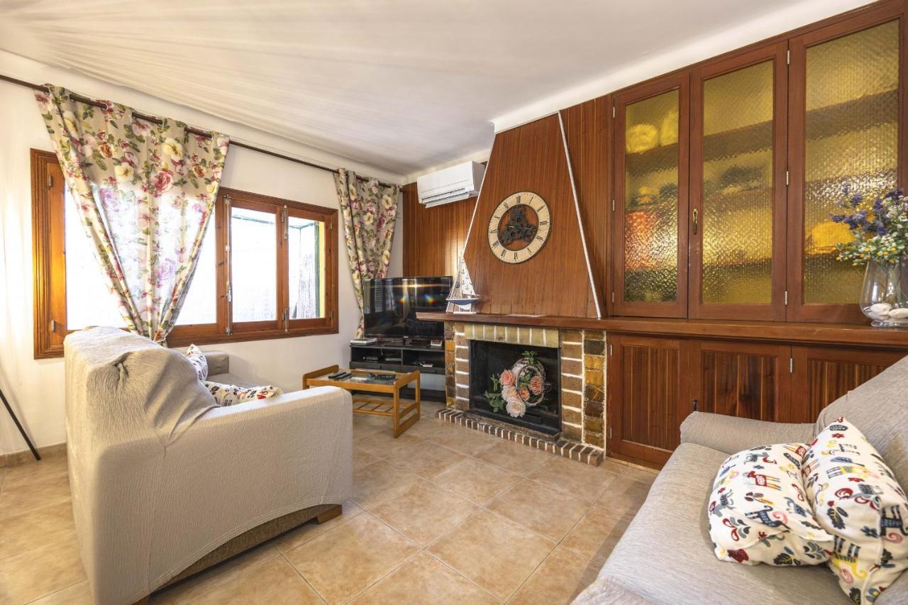 El Mal Pas / Seguinet Villa *